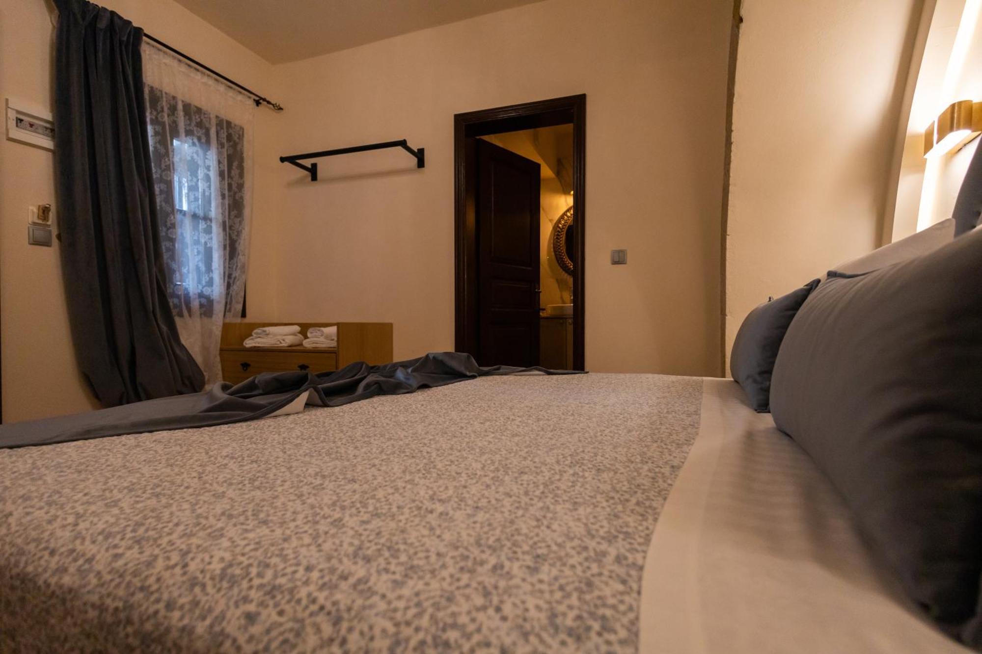 April Luxury Suites (Adults Only) Rhodes City Номер фото